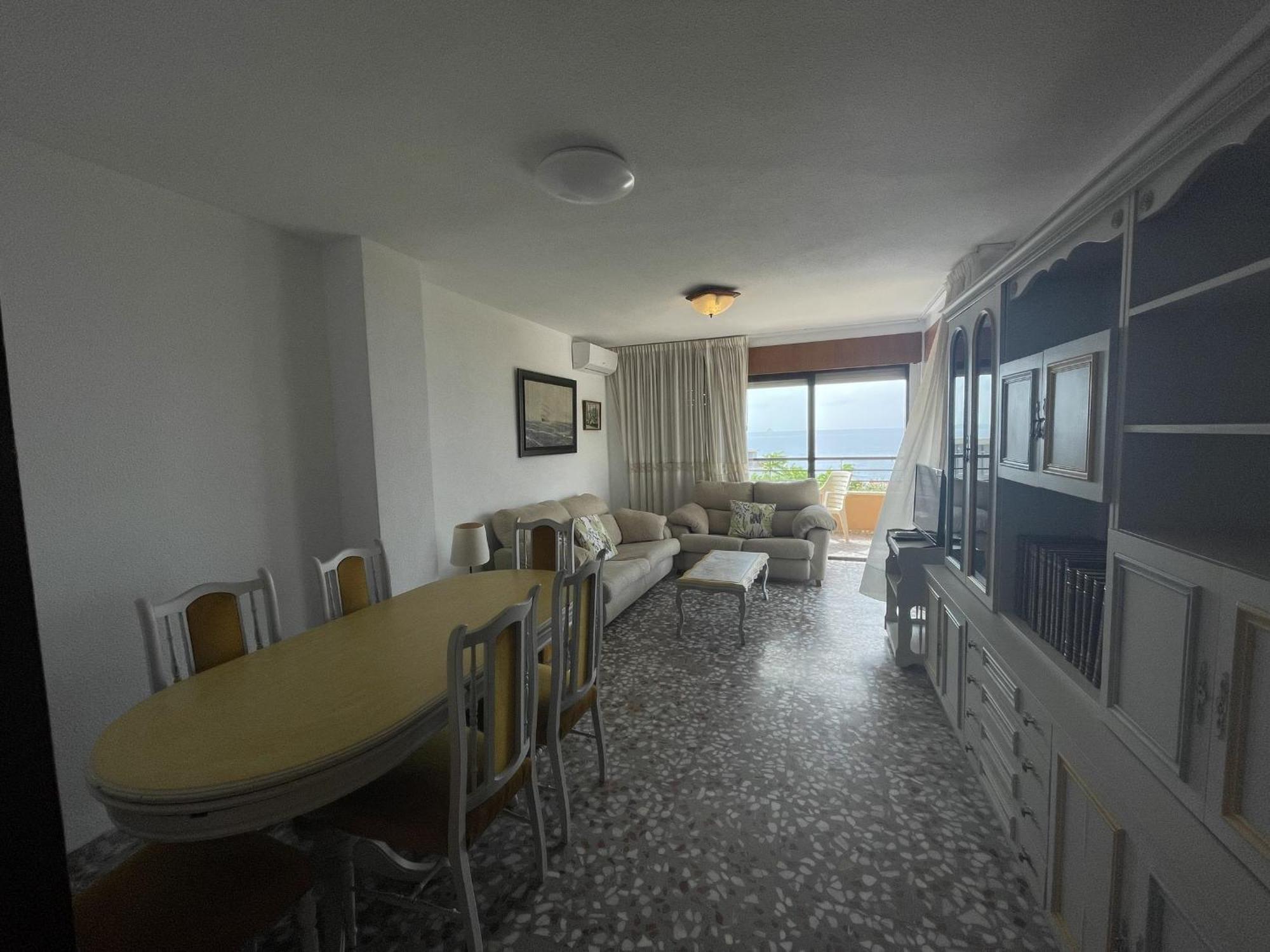 Pv20B, Amplio Apartamento Centrico, 50 Mt De La Playa Y Vistas Al Mar Appartement Villajoyosa Buitenkant foto